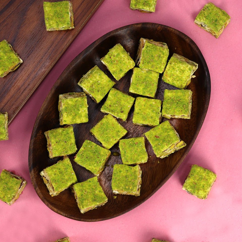 Lokum Baklava Toz Fıstıklı Çikolatalı