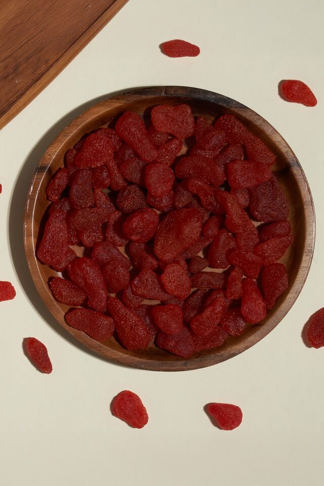 Çilek Kurusu - Bütün 750 Gram